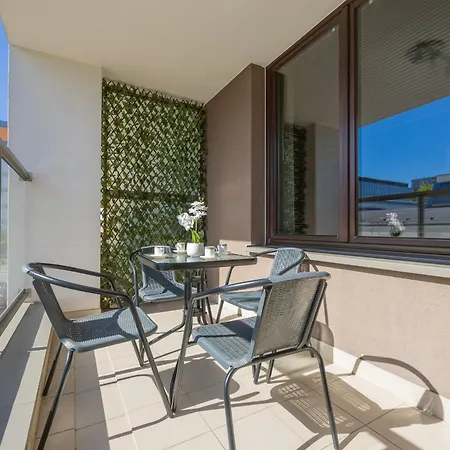 Nowoczesny Z Parkingiem Mokotow By Renters *