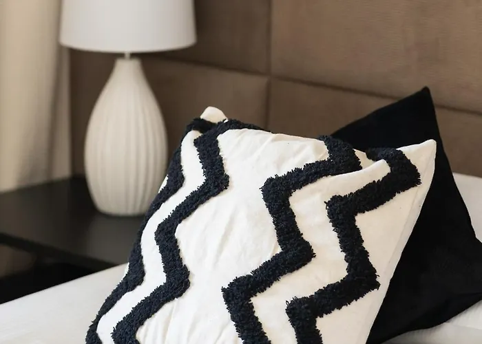 Lejlighed Nowoczesny Z Parkingiem Mokotow By Renters Warszawa